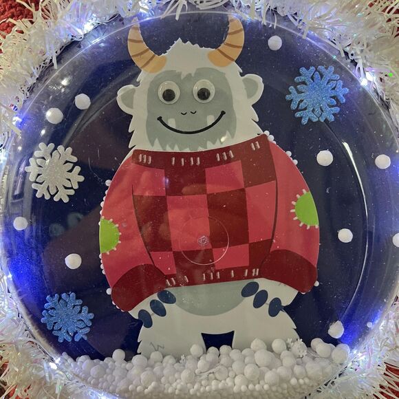 Yeti Abominable snowman snow 3D Tacky ugly woman Christmas sweater SM lights up! - Picture 8 of 10